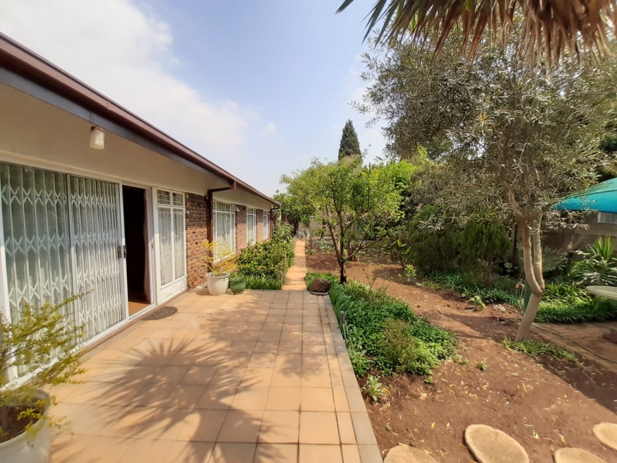 3 Bedroom Property for Sale in Potchefstroom North West